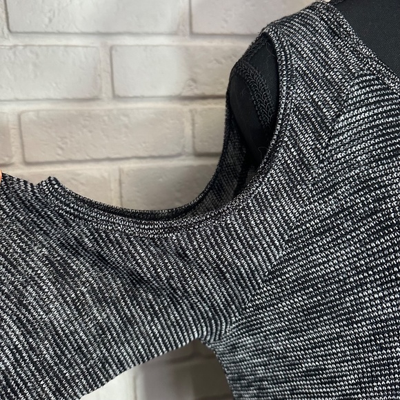 Warehouse One Cold-Shoulder Long Sleeve Knit Top with Gather Detail XL EUC - Picture 3 of 13